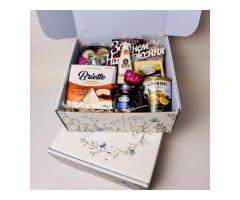 Подарунковий продуктовий набір Maxi Box – вишуканий смак у кожній деталі